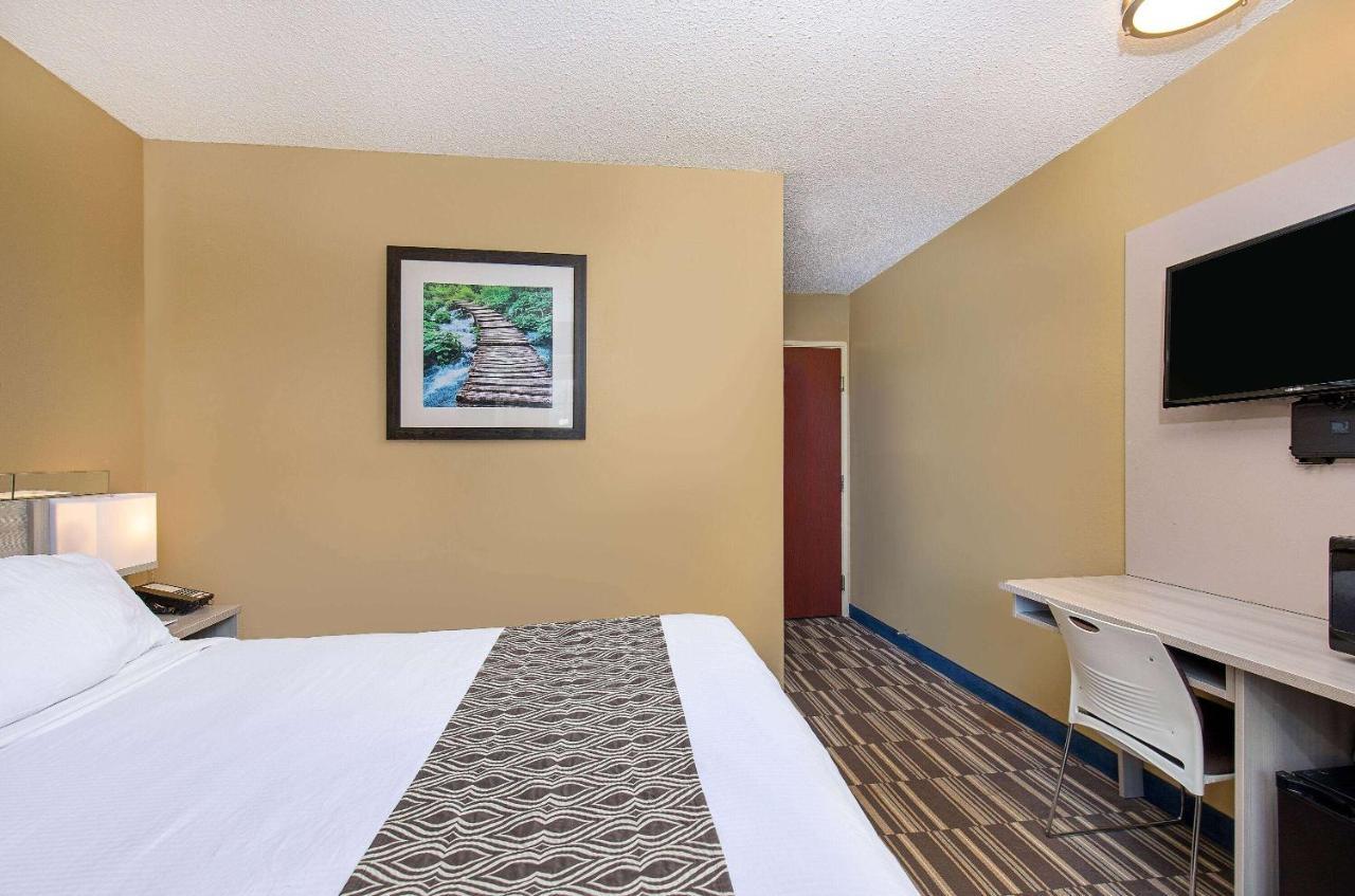 Microtel Inn & Suites By Wyndham Dry Ridge Esterno foto
